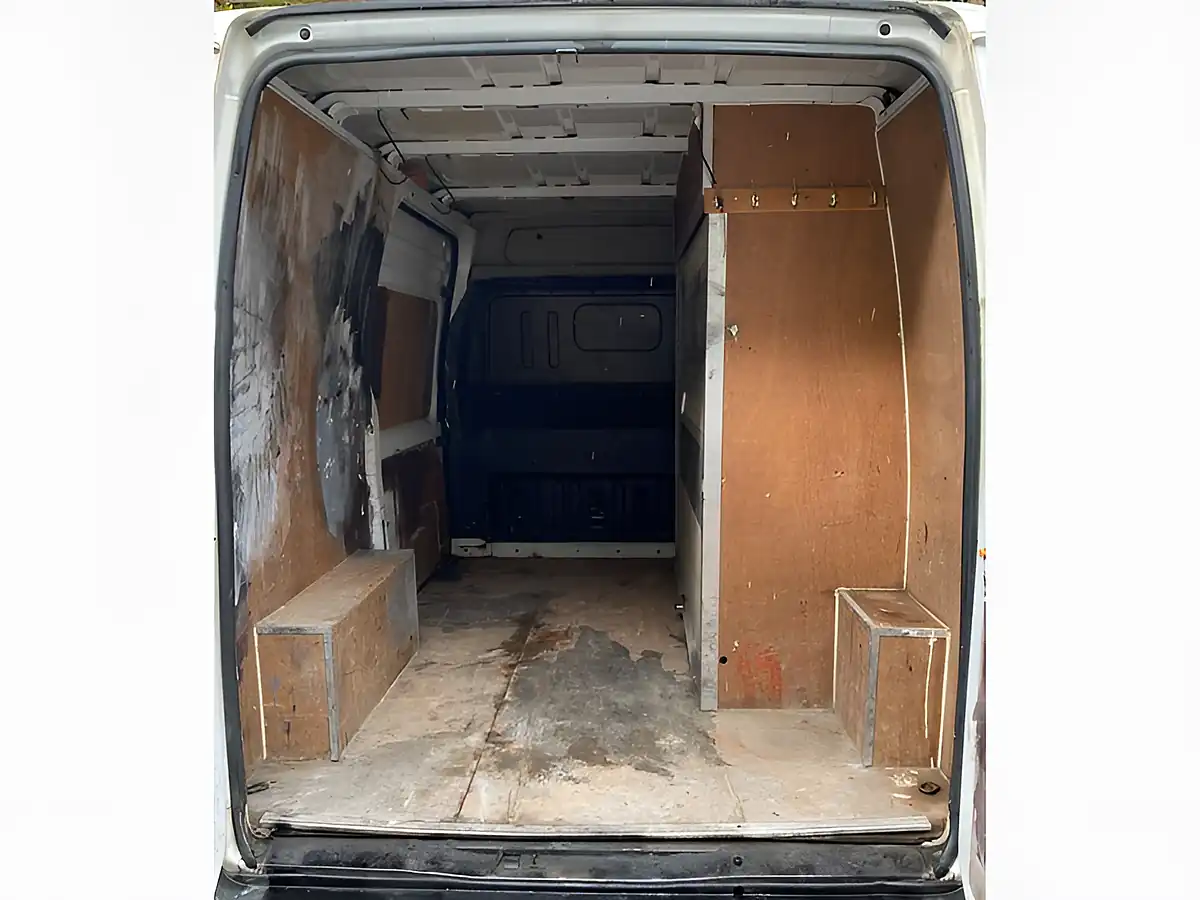 Used 2008 Ford Transit 300 L2 H2 White - Interior and Exterior details 10