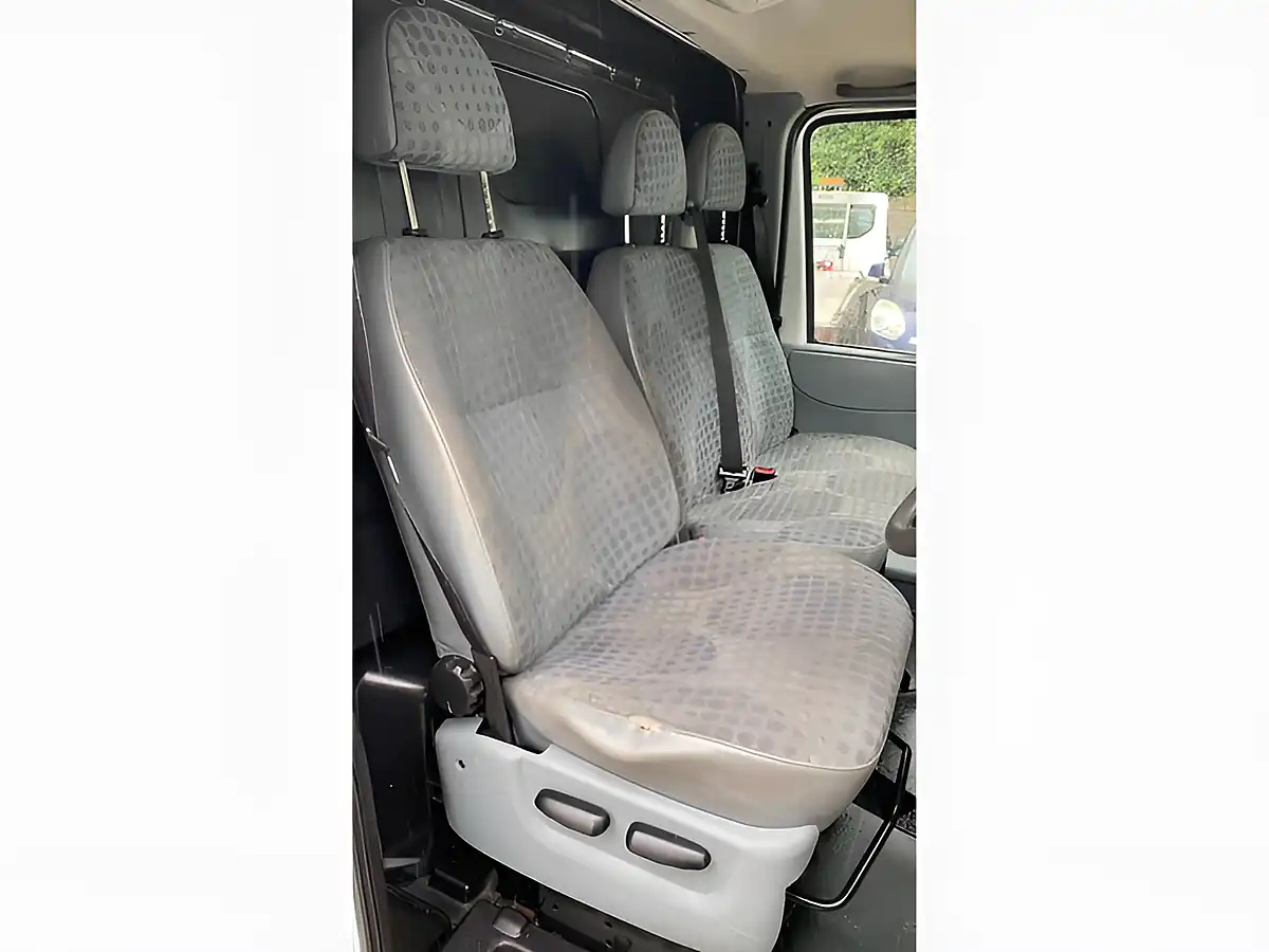 Used 2008 Ford Transit 300 L2 H2 White - Interior and Exterior details 18