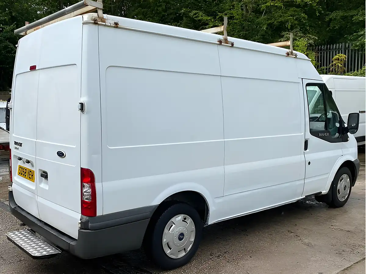 Used 2008 Ford Transit 300 L2 H2 White - Interior and Exterior details 6