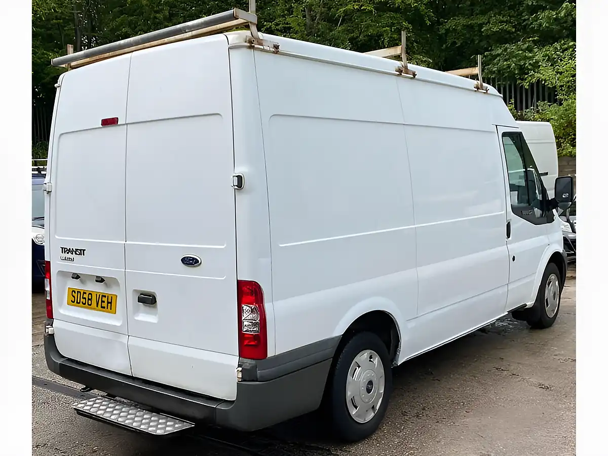 Used 2008 Ford Transit 300 L2 H2 White - Interior and Exterior details 7