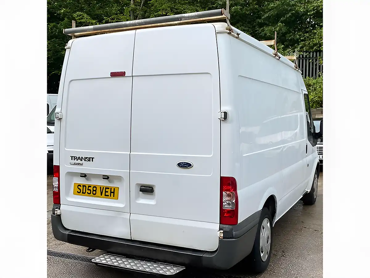 Used 2008 Ford Transit 300 L2 H2 White - Interior and Exterior details 8