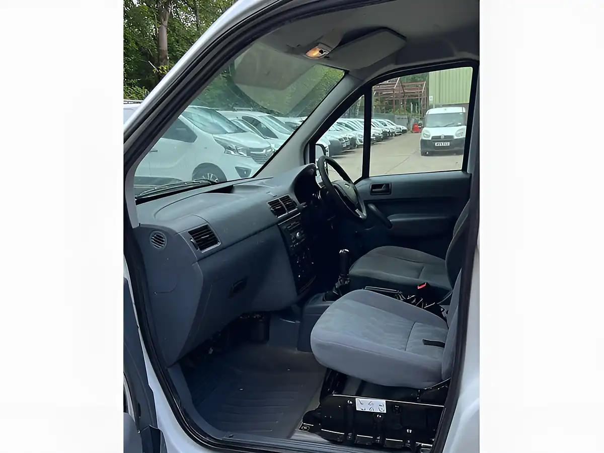 Used 2008 Ford Transit Connect T200 L White - Interior and Exterior details 17