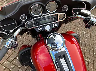Used 2008 Harley-Davidson Electra Glide Uc 1584 Red - Interior and Exterior details 10