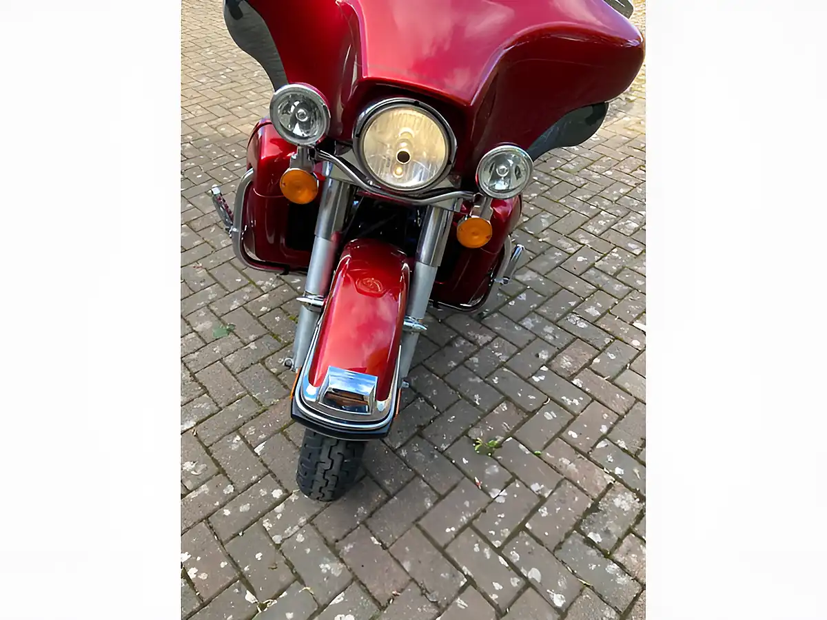 Used 2008 Harley-Davidson Electra Glide Uc Red - Interior and Exterior details 13