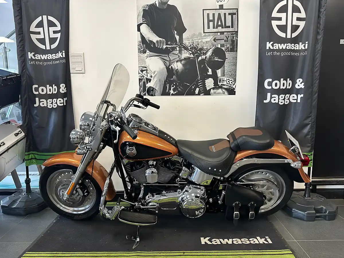 Used 2008 Harley-Davidson Softail Flstf Fat Boy 105th Anniversary Edition Orange - Interior and Exterior details 14