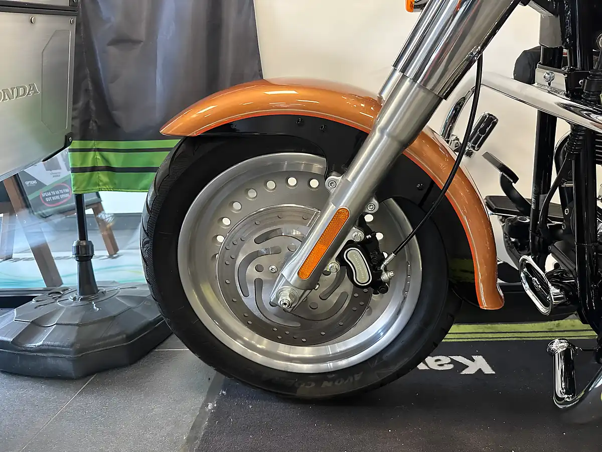 Used 2008 Harley-Davidson Softail Flstf Fat Boy 105th Anniversary Edition Orange - Interior and Exterior details 16