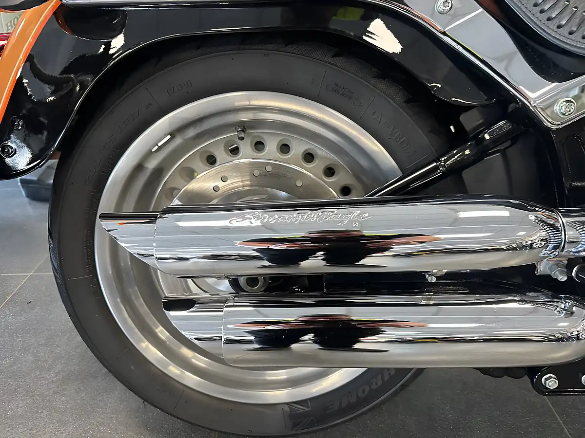 Used 2008 Harley-Davidson Softail Flstf Fat Boy 105th Anniversary Edition Orange - Interior and Exterior details 4