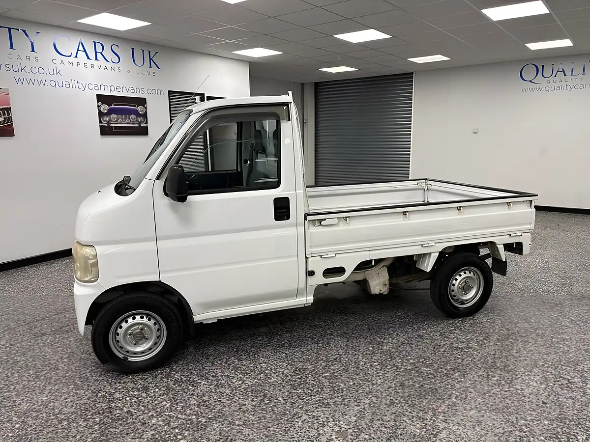 Used 2008 Honda Acty White - Interior and Exterior details 3