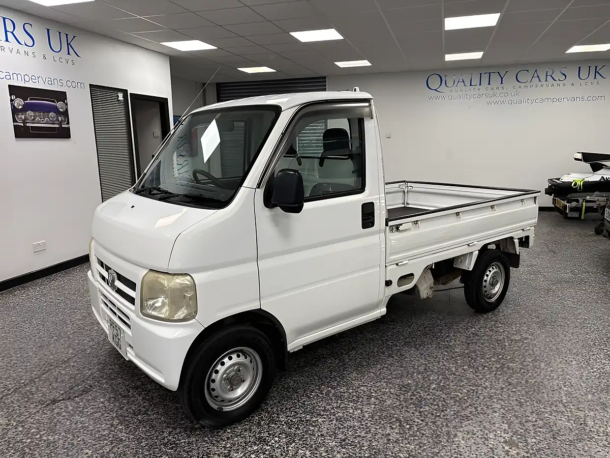 Used 2008 Honda Acty White - Interior and Exterior details 4