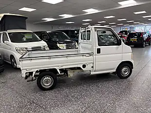 Used 2008 Honda Acty White - Interior and Exterior details 9