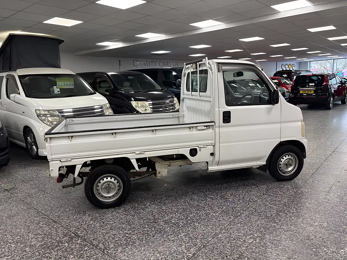 Used 2008 Honda Acty White - Interior and Exterior details 9