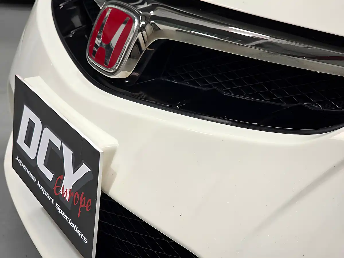 Used 2008 Honda Civic Type R White - Interior and Exterior details 12