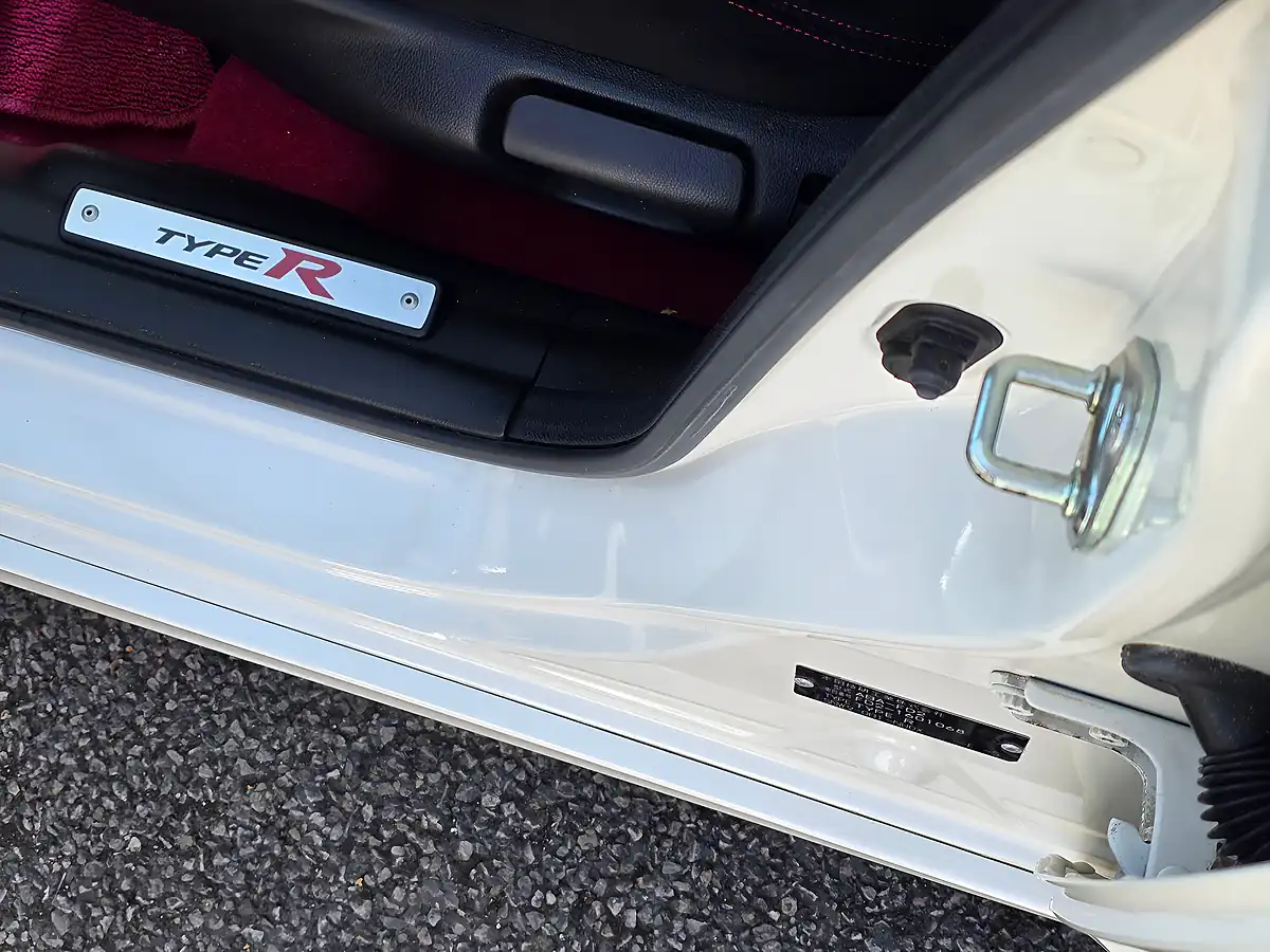 Used 2008 Honda Civic Type R White - Interior and Exterior details 14