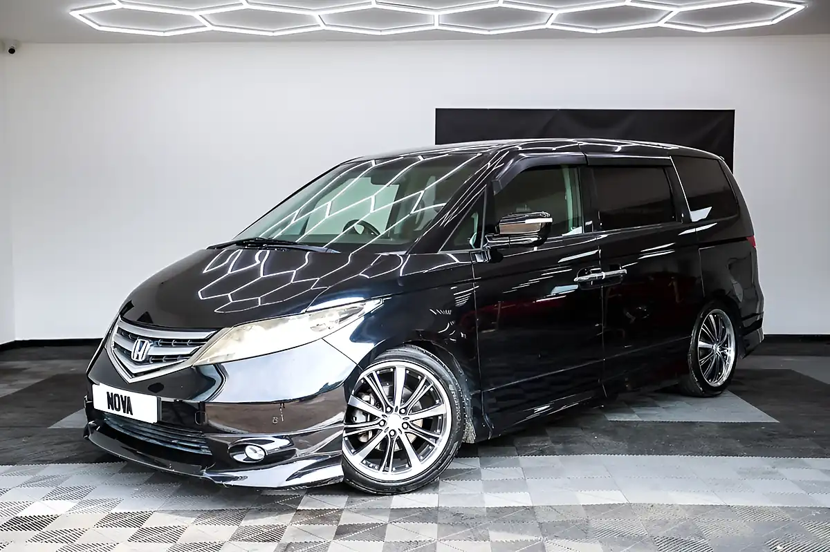 Used 2008 Honda Elysion Black - Interior and Exterior details 2