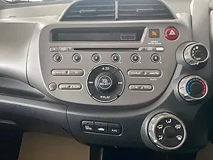 Used 2008 Honda Jazz Es Purple - Interior and Exterior details 12