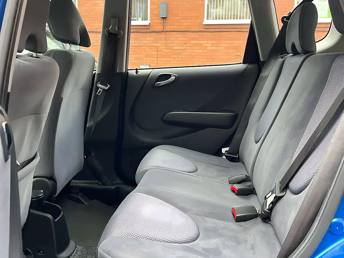 Used 2008 Honda Jazz Se Blue - Interior and Exterior details 12