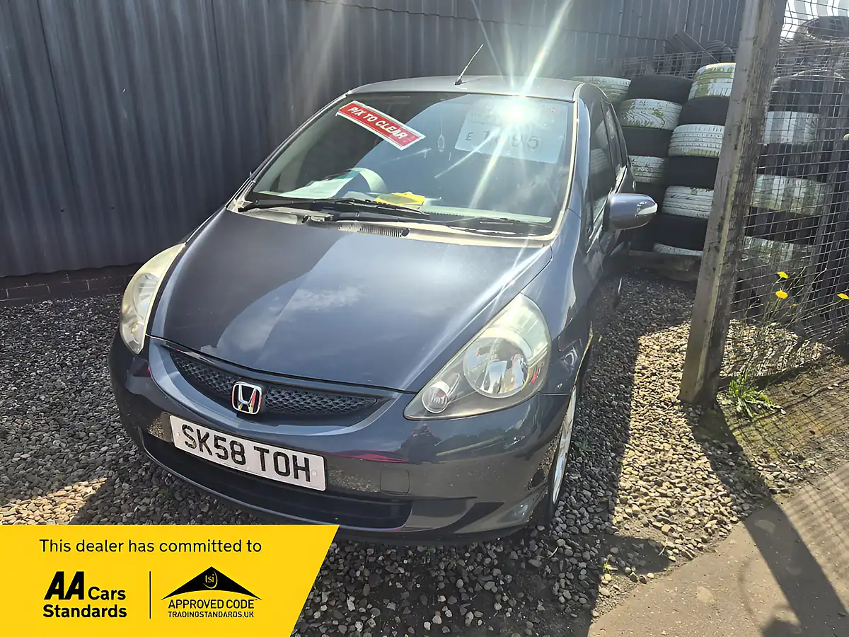 Used 2008 Honda Jazz Se Grey - Front View