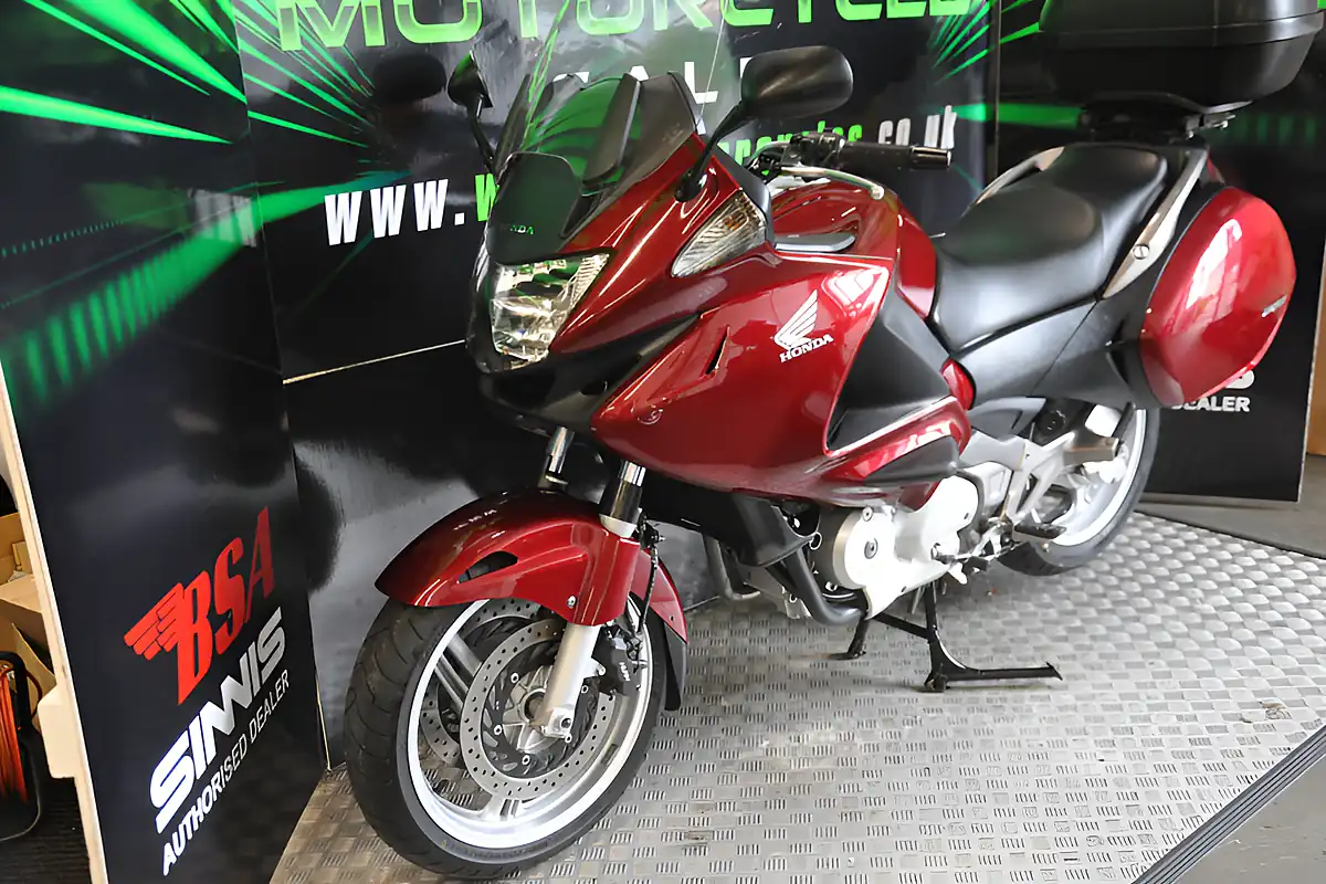Used 2008 Honda NT700 Deauville Red - Interior and Exterior details 2