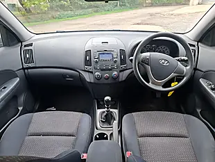 Used 2008 Hyundai i30 Comfort Black - Interior and Exterior details 10