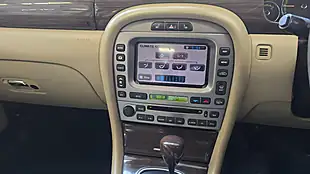 Used 2008 Jaguar X-Type Saloon White - Interior and Exterior details 11