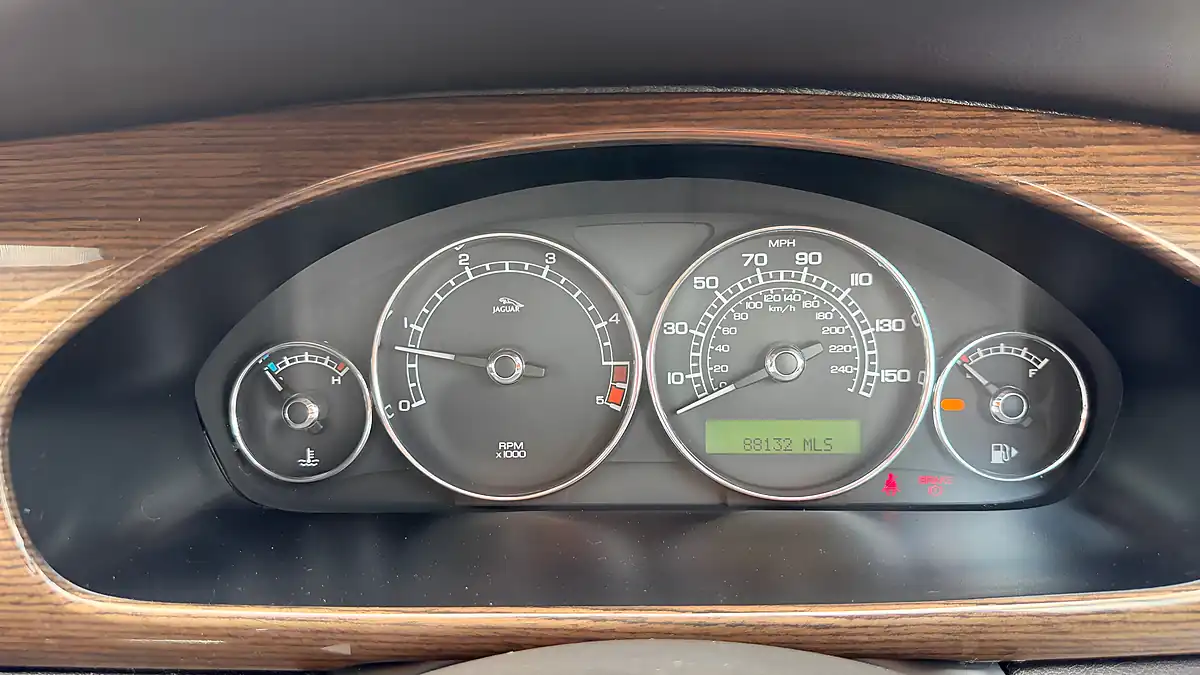 Used 2008 Jaguar X-Type Se Grey - Interior and Exterior details 10