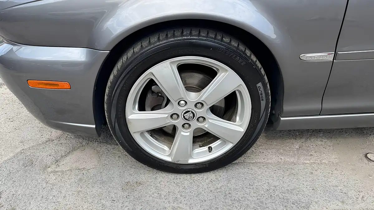 Used 2008 Jaguar X-Type Se Grey - Interior and Exterior details 20