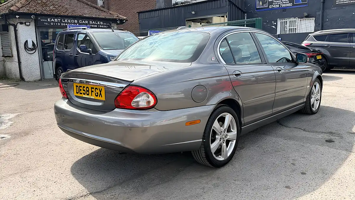 Used 2008 Jaguar X-Type Se Grey - Interior and Exterior details 3