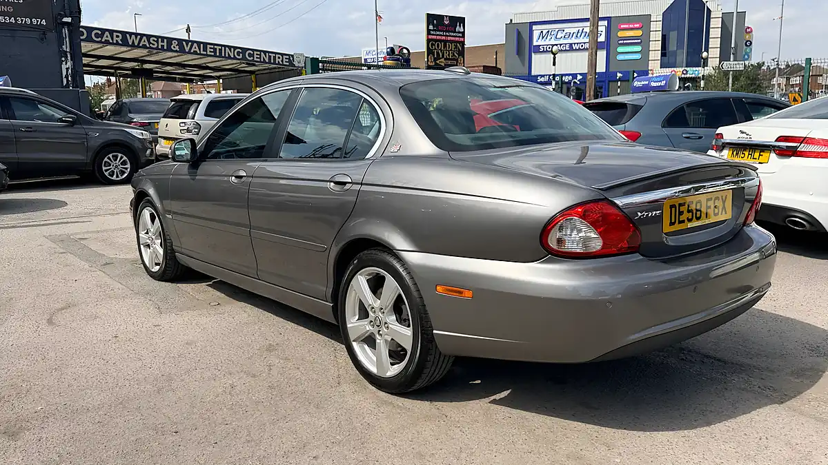 Used 2008 Jaguar X-Type Se Grey - Interior and Exterior details 5