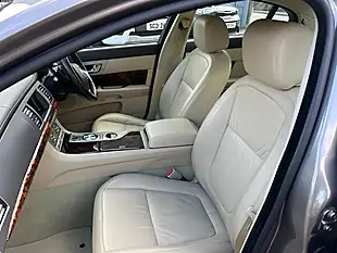 Used 2008 Jaguar Xf Luxury Grey - Interior and Exterior details 11