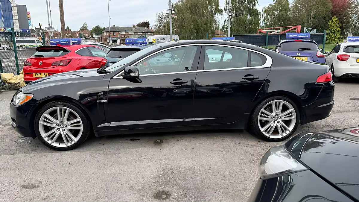 Used 2008 Jaguar Xf Premium Luxury Black - Interior and Exterior details 6