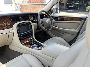 Used 2008 Jaguar Xj Black - Interior and Exterior details 11