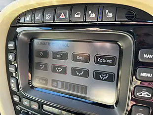 Used 2008 Jaguar Xj Black - Interior and Exterior details 12
