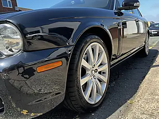 Used 2008 Jaguar Xj Black - Interior and Exterior details 18