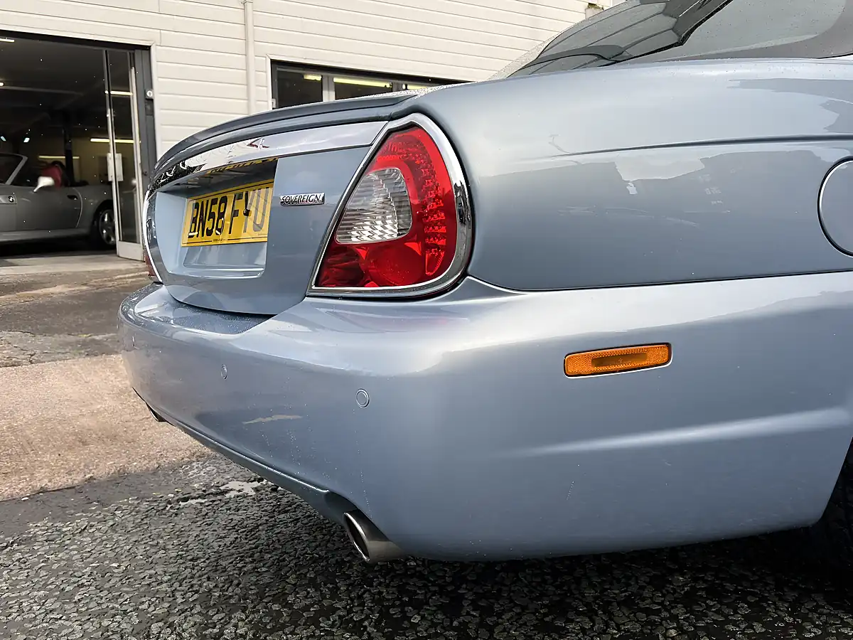 Used 2008 Jaguar Xj Sovereign Frost Blue - Interior and Exterior details 19