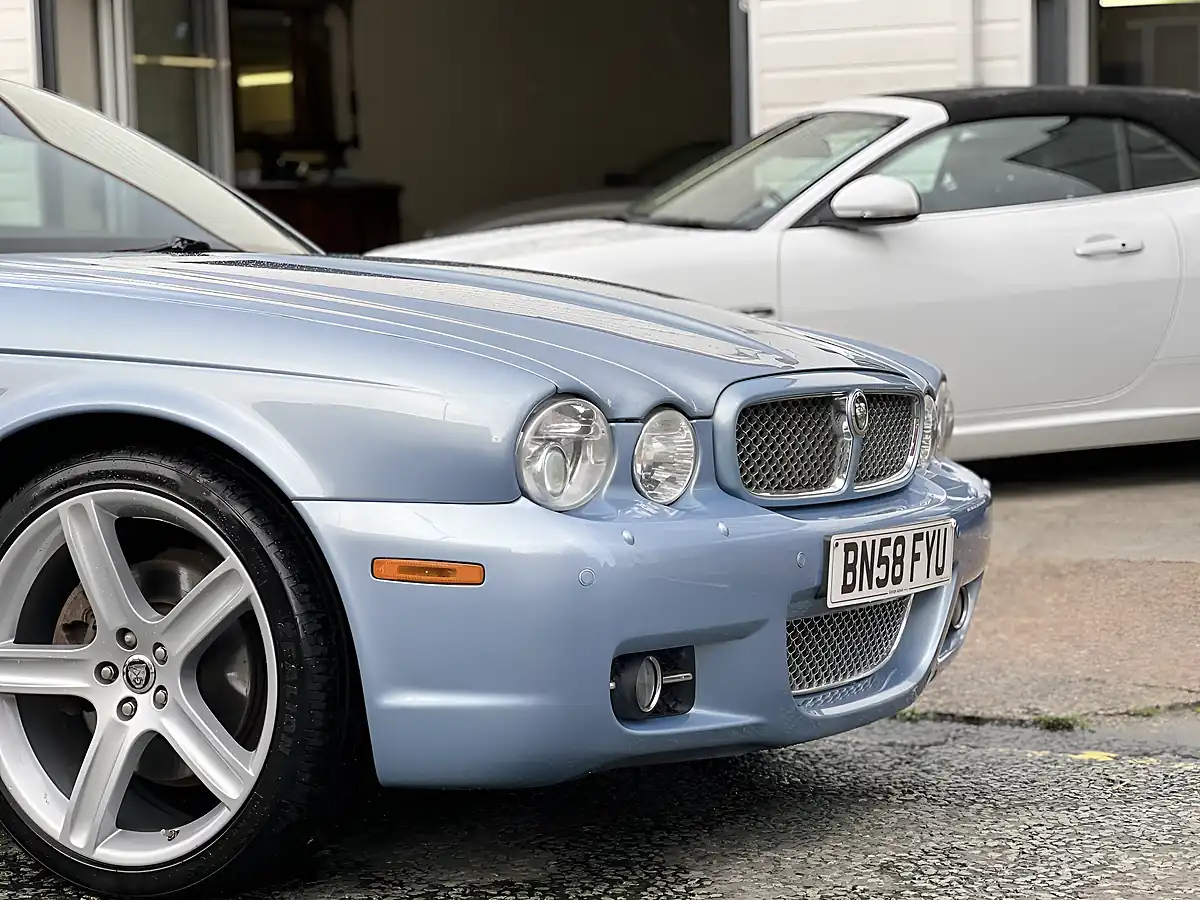 Used 2008 Jaguar Xj Sovereign Frost Blue - Interior and Exterior details 7