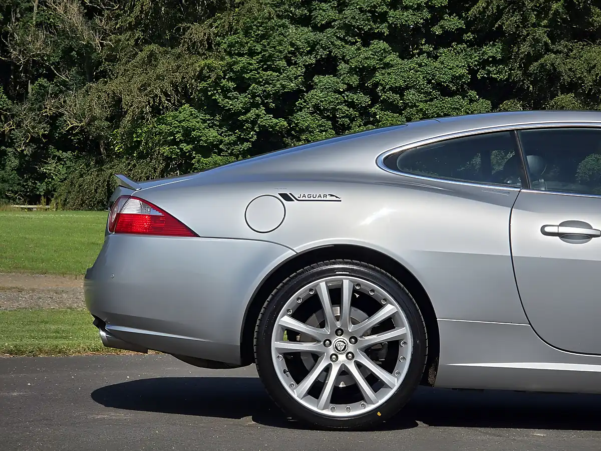 Used 2008 Jaguar Xk Silver - Interior and Exterior details 9