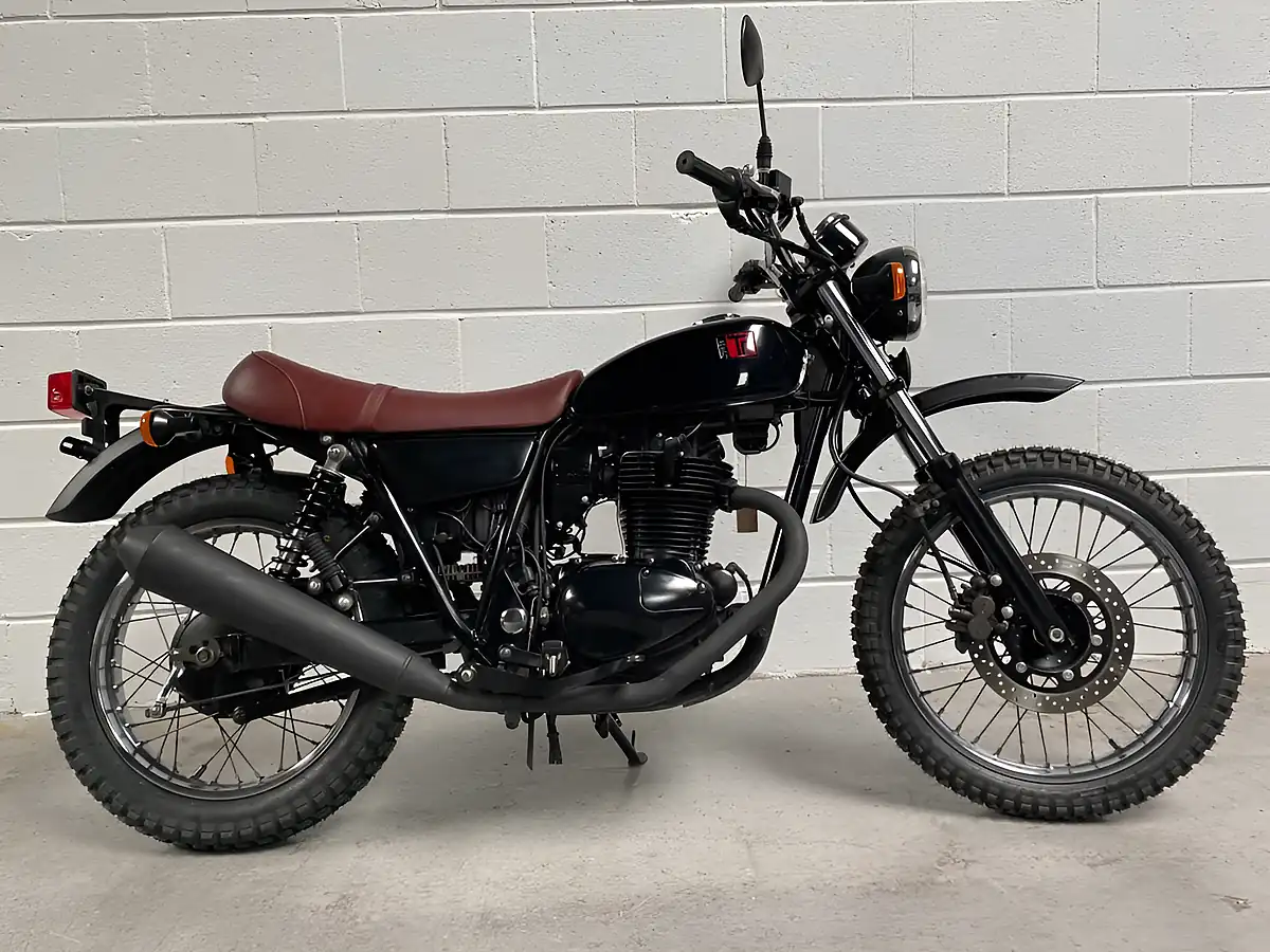 Used 2008 Kawasaki 250TR Black - Front View