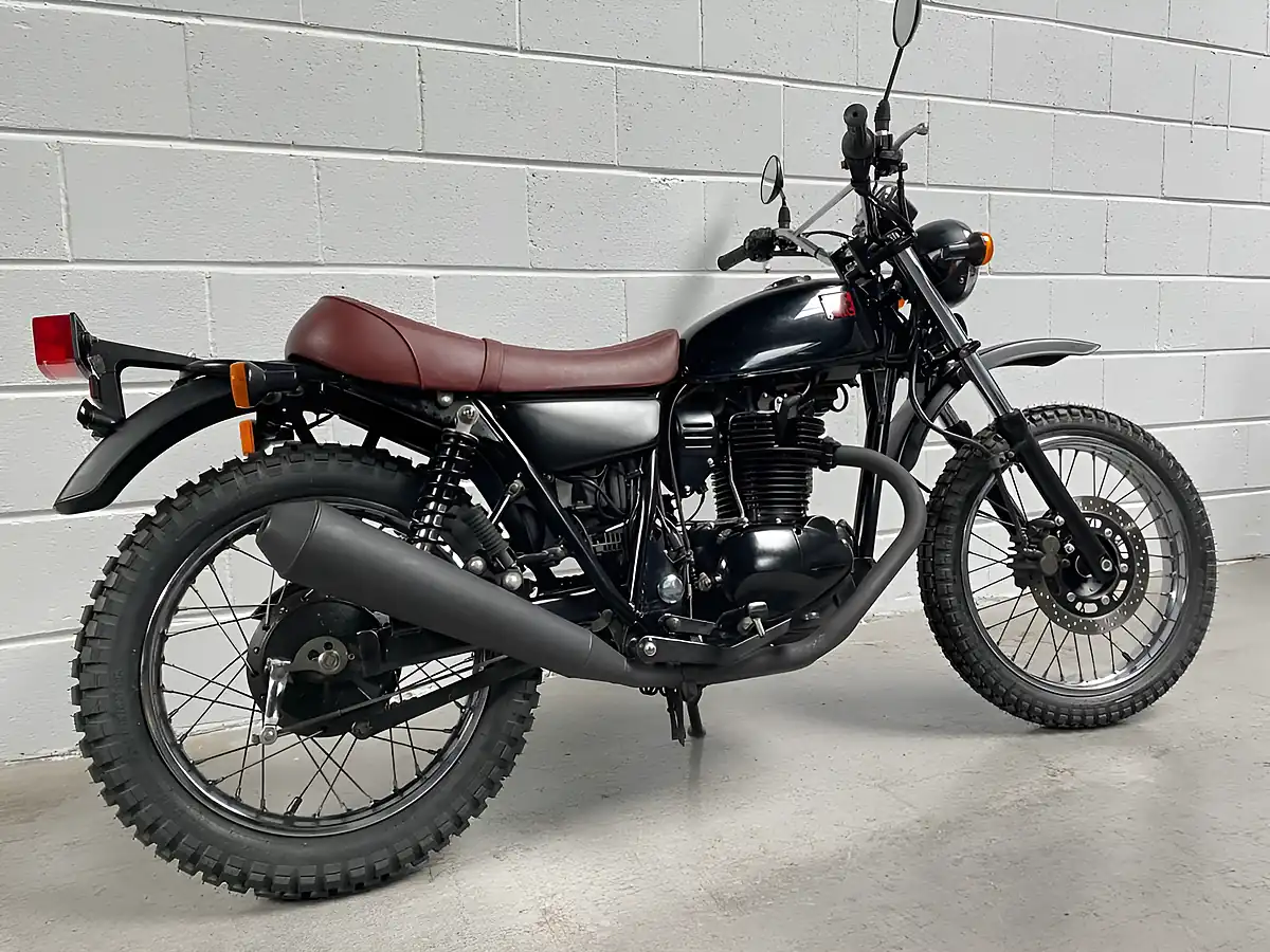 Used 2008 Kawasaki 250TR Black - Interior and Exterior details 5