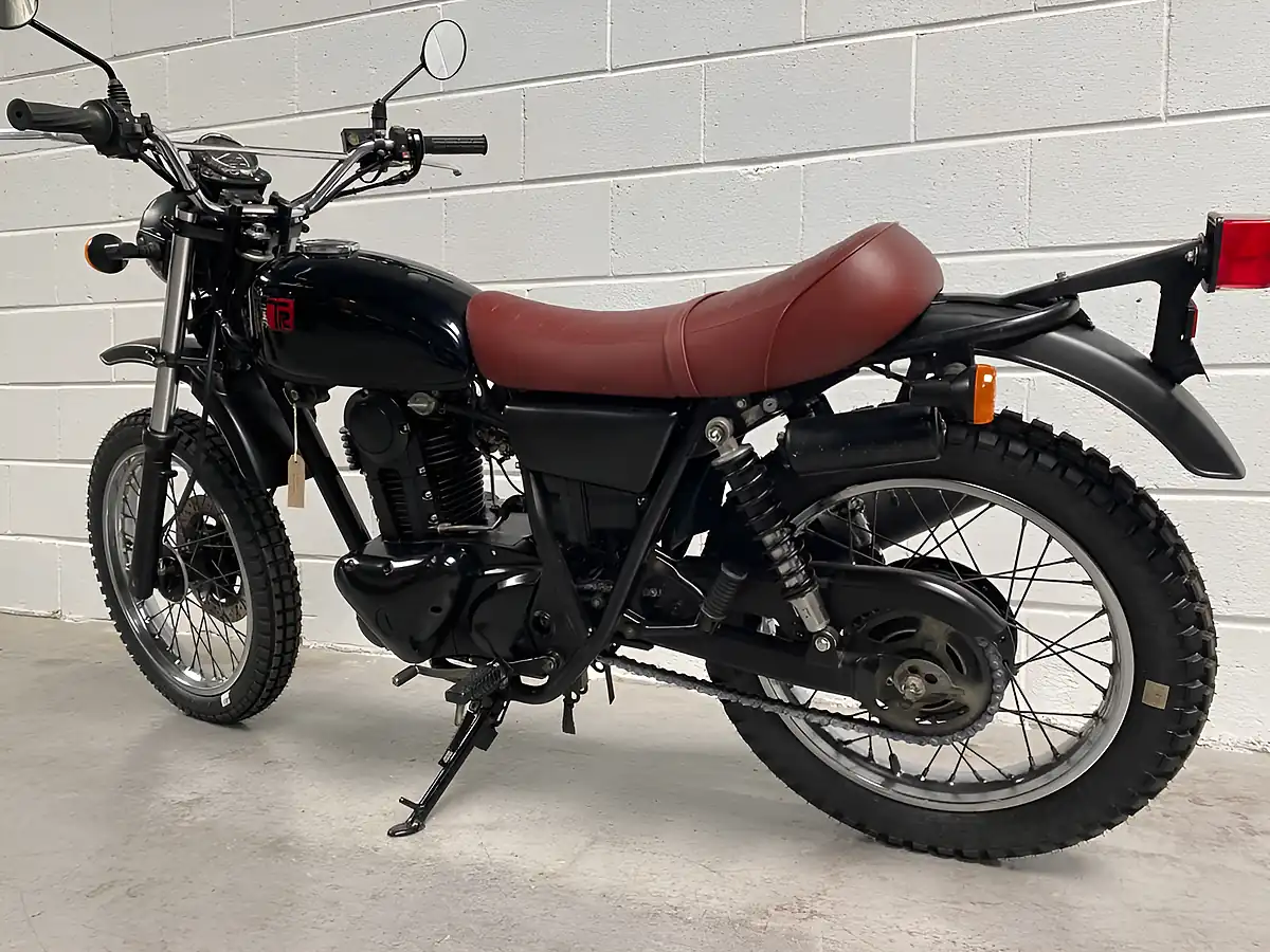Used 2008 Kawasaki 250TR Black - Interior and Exterior details 7
