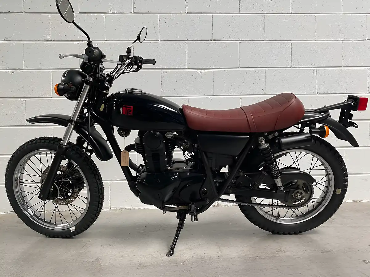Used 2008 Kawasaki 250TR Black - Interior and Exterior details 9