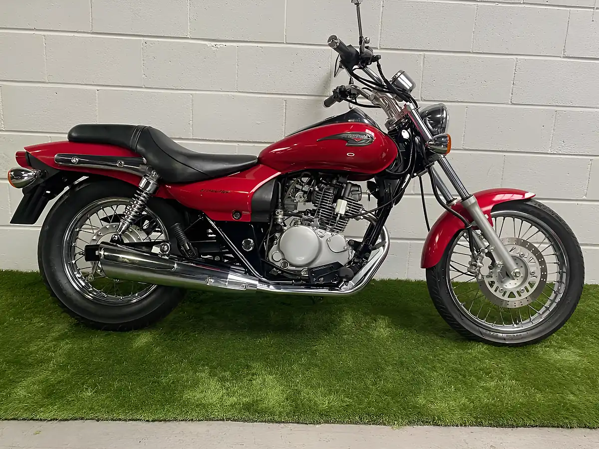Used 2008 Kawasaki Eliminator 125 Red - Front View