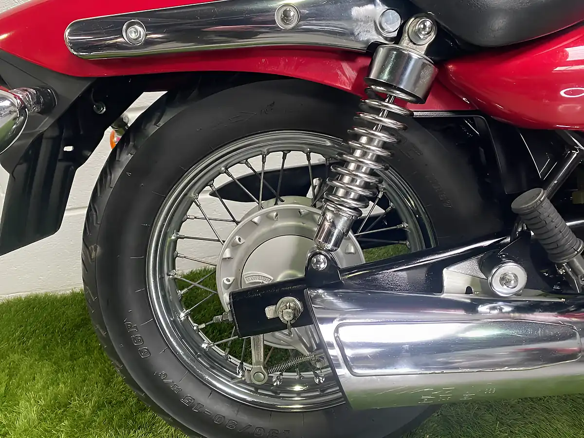 Used 2008 Kawasaki Eliminator 125 Red - Interior and Exterior details 15