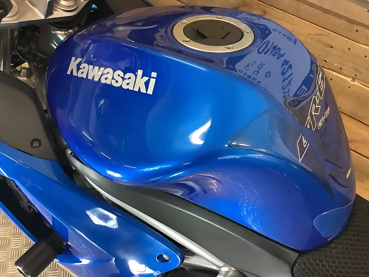 Used 2008 Kawasaki ER-6N - Interior and Exterior details 10