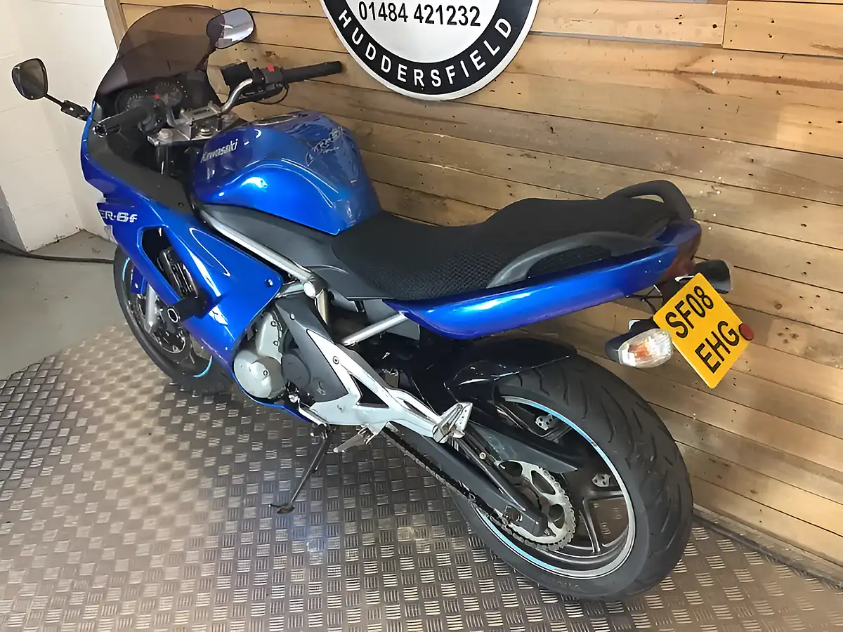 Used 2008 Kawasaki ER-6N - Interior and Exterior details 6
