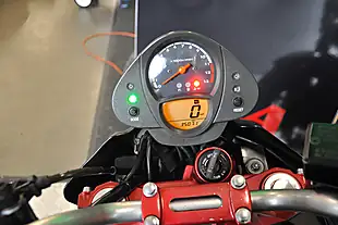 Used 2008 Kawasaki ER6-F Black - Interior and Exterior details 14