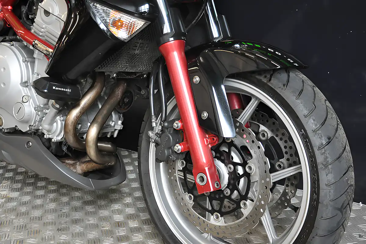 Used 2008 Kawasaki ER6-F Black - Interior and Exterior details 6