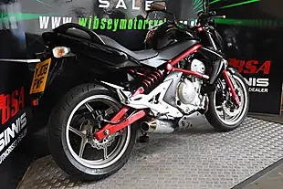 Used 2008 Kawasaki ER6-F Black - Interior and Exterior details 9