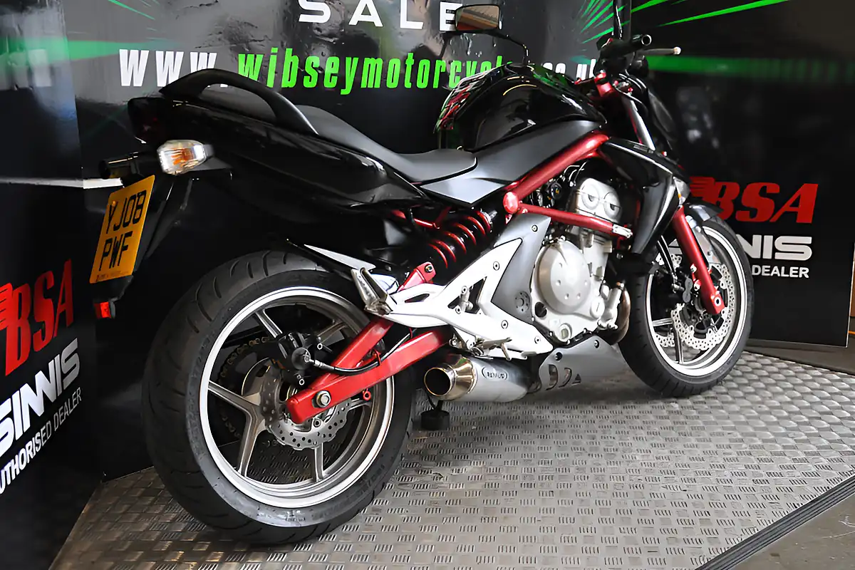 Used 2008 Kawasaki ER6-F Black - Interior and Exterior details 9