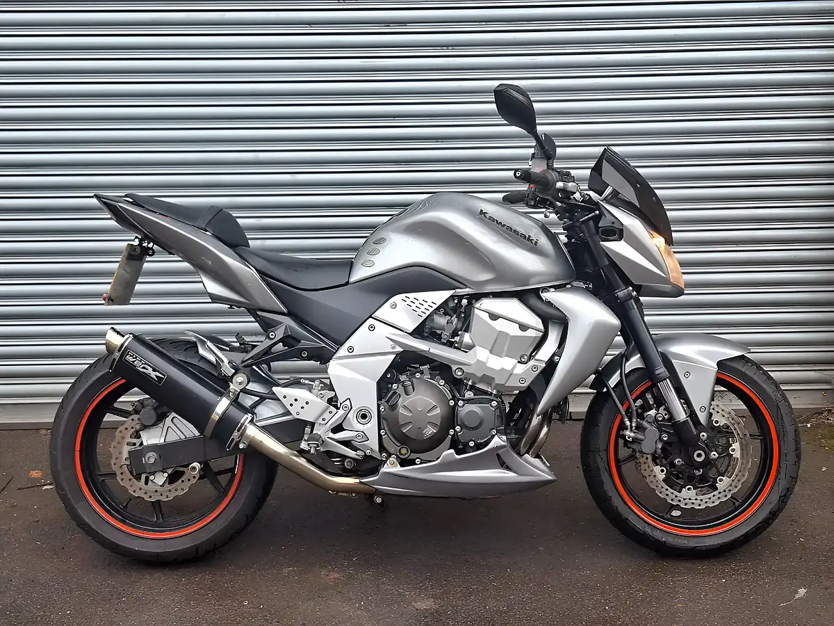 Used 2008 Kawasaki Z Abs Silver - Interior and Exterior details 11