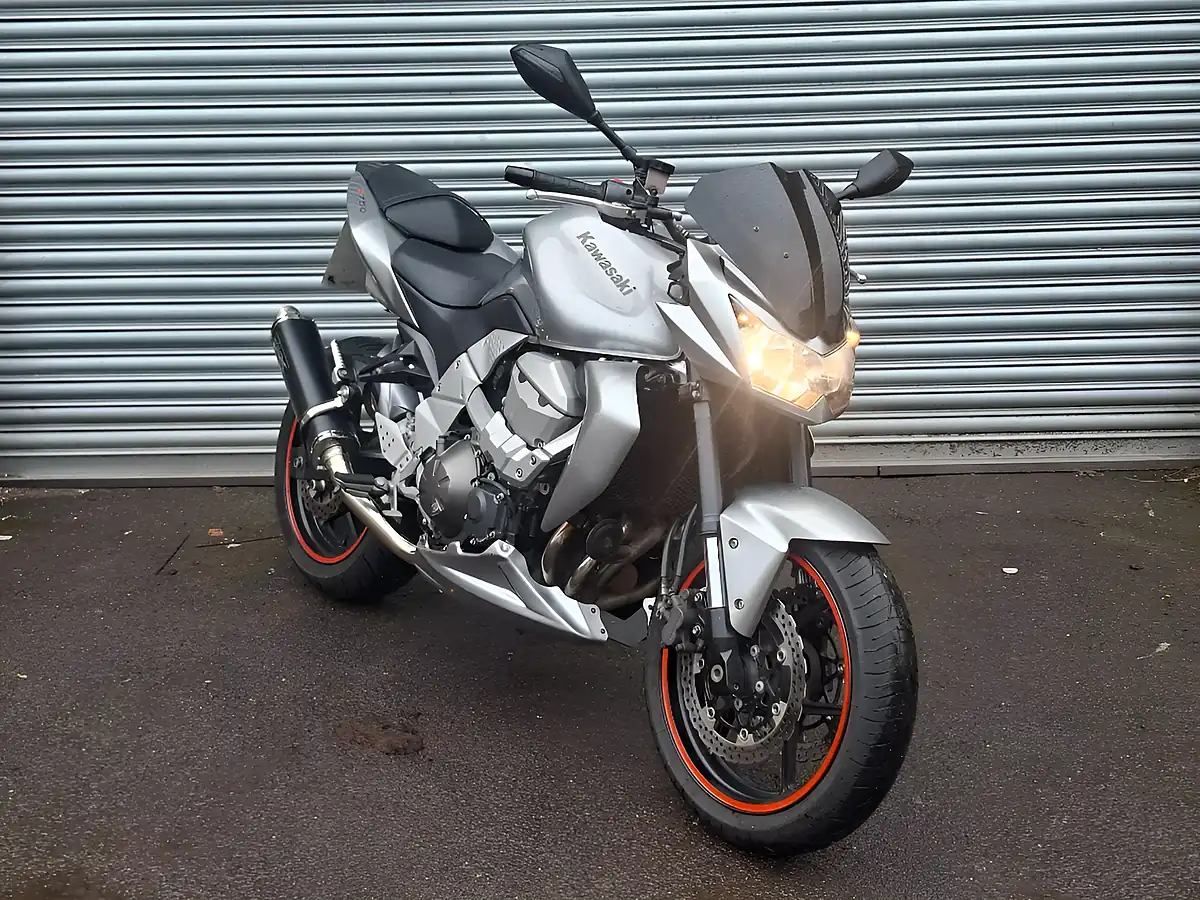 Used 2008 Kawasaki Z Abs Silver - Interior and Exterior details 2